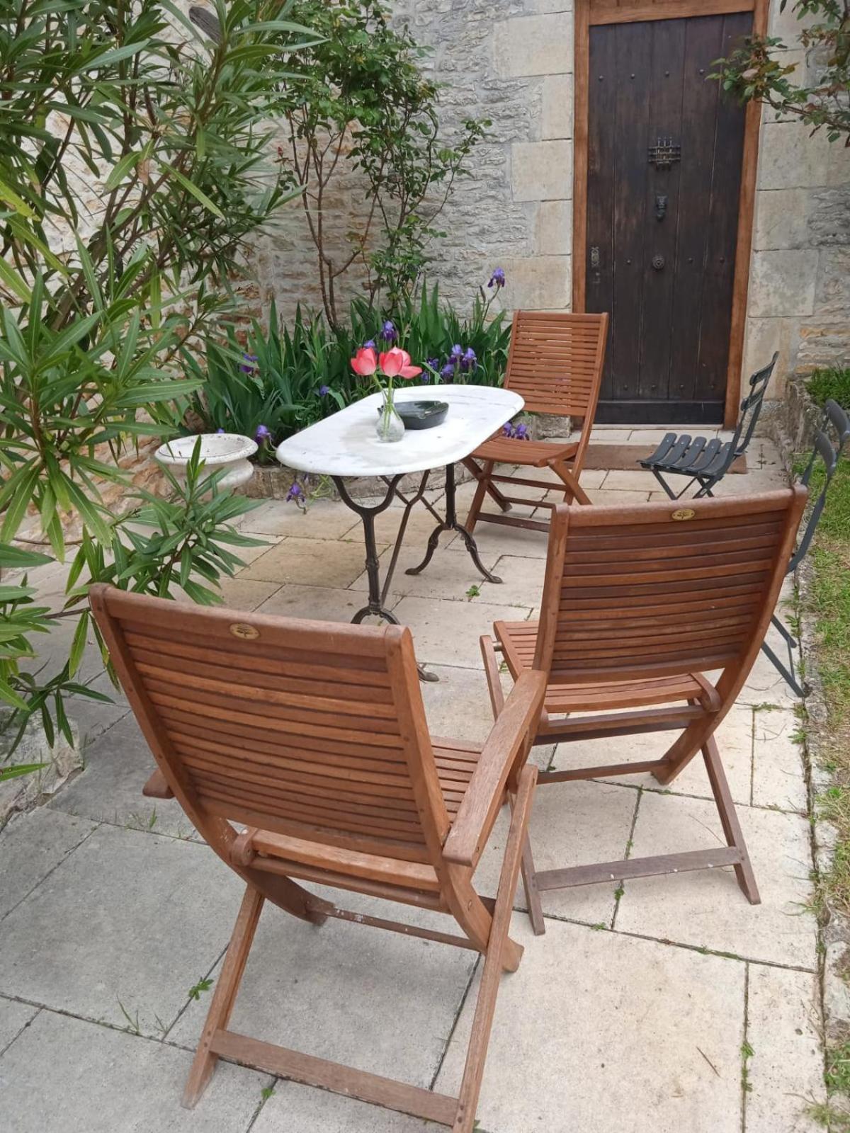 Coucouhirondelle Bed & Breakfast Brux Exterior photo